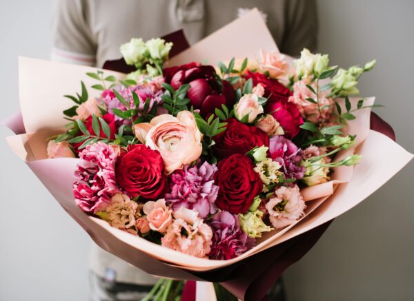 bouquet de fleurs de la gamme éclatant pivoine rose